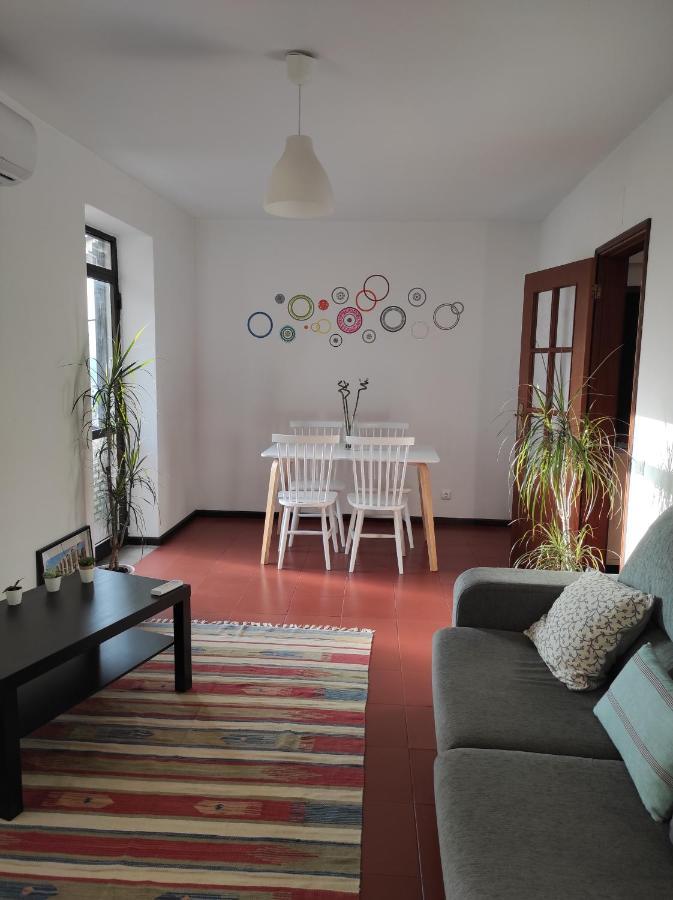 Apartamentos Cimo De Vila ヴォウゼーラ エクステリア 写真