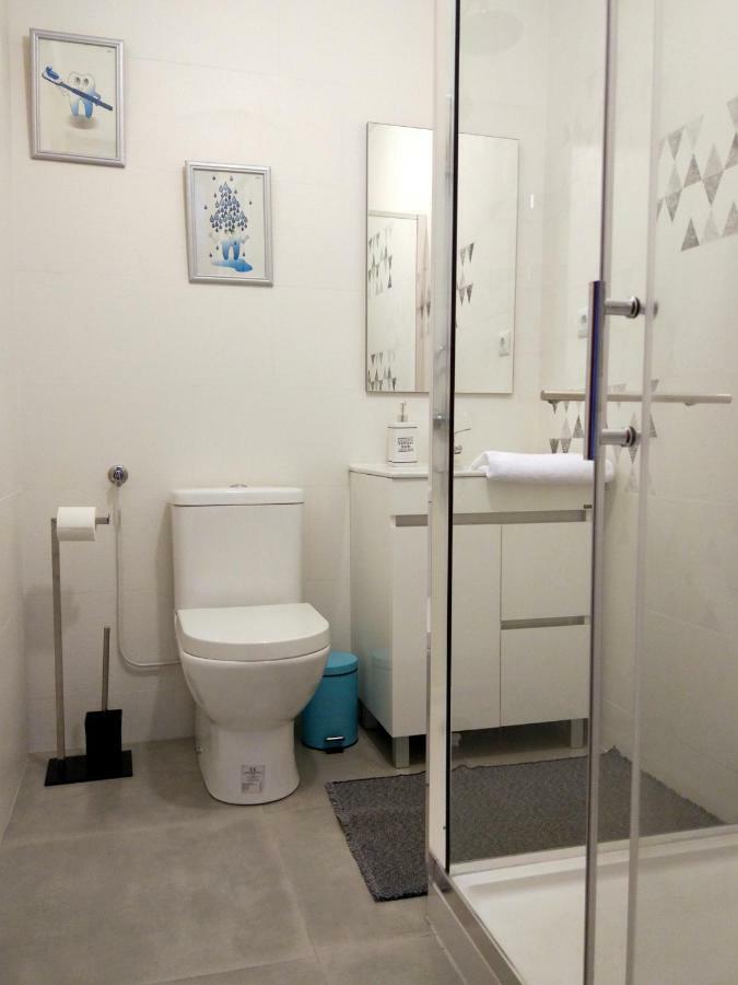 Apartamentos Cimo De Vila ヴォウゼーラ エクステリア 写真